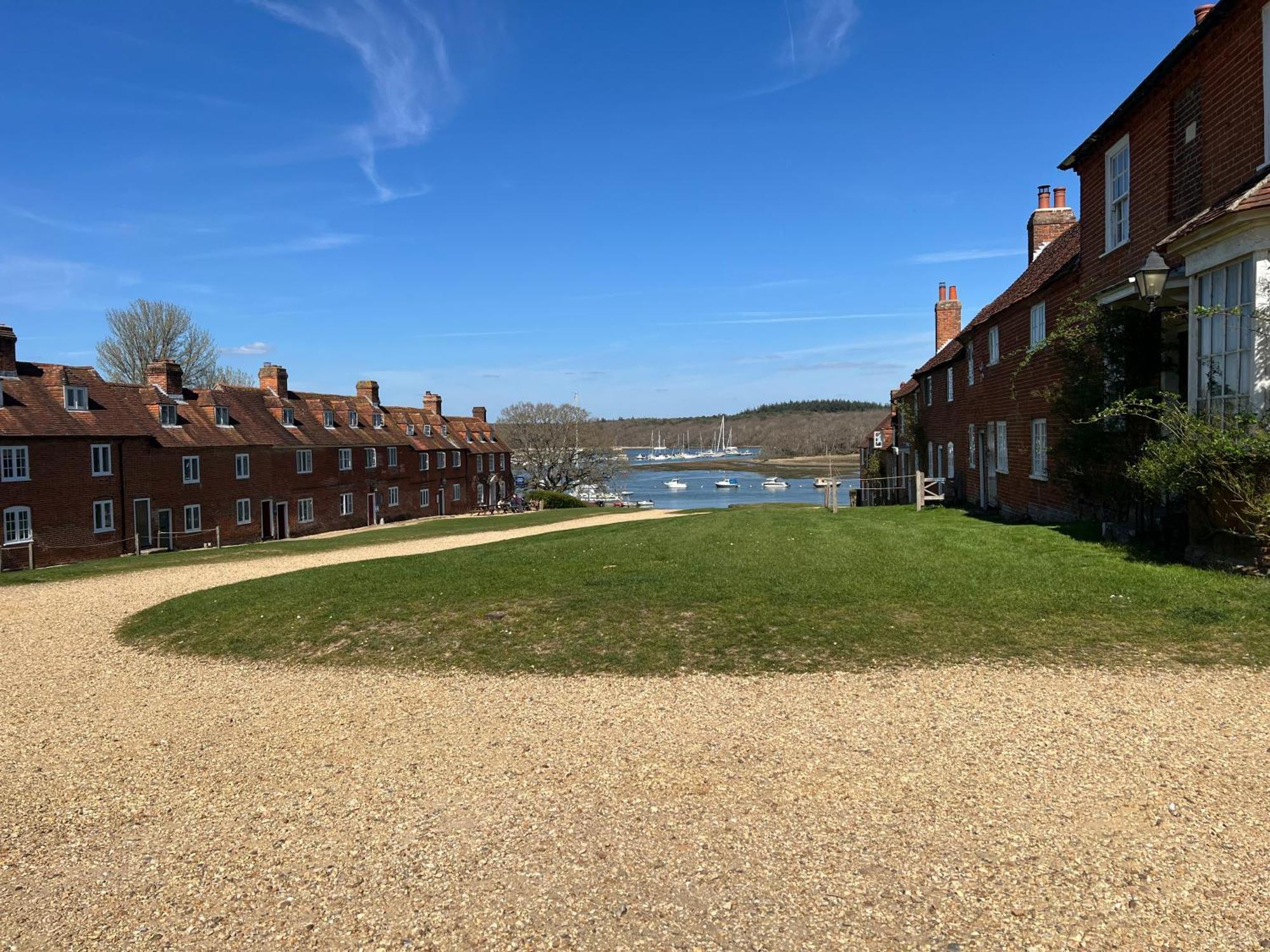 No 64 Bed And Breakfast Lymington Exteriör bild